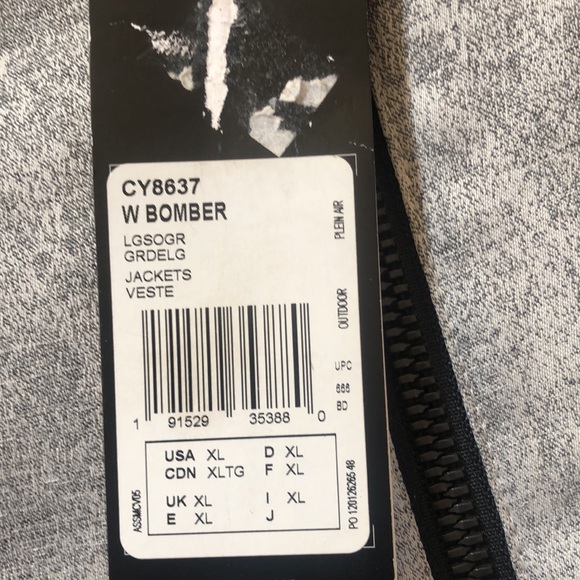 Woman’s Bomber Adidas Jacket - Picture 2 of 11